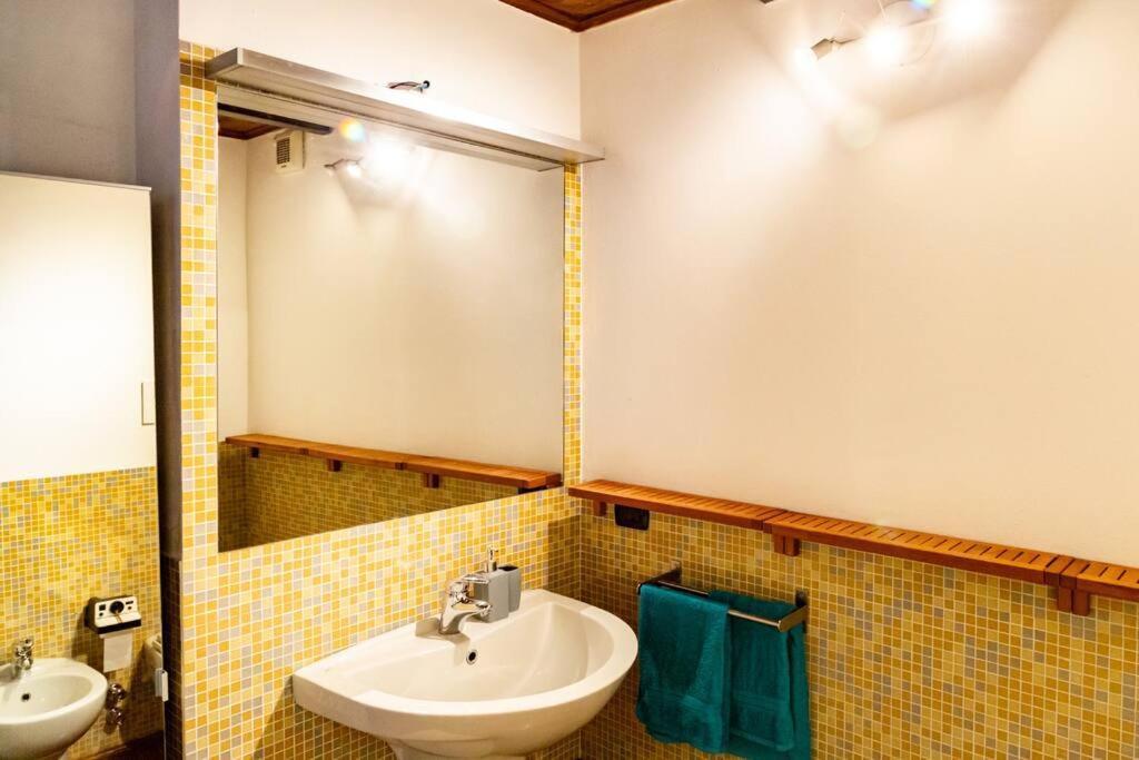 2 Min Da Porta Genova - Elegante Bilocale Leilighet Milano Eksteriør bilde